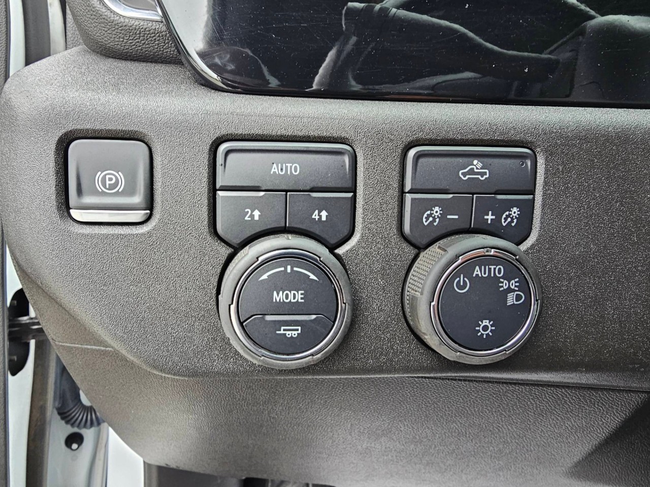 2025 Chevrolet Silverado 1500 — photo 19 of 24