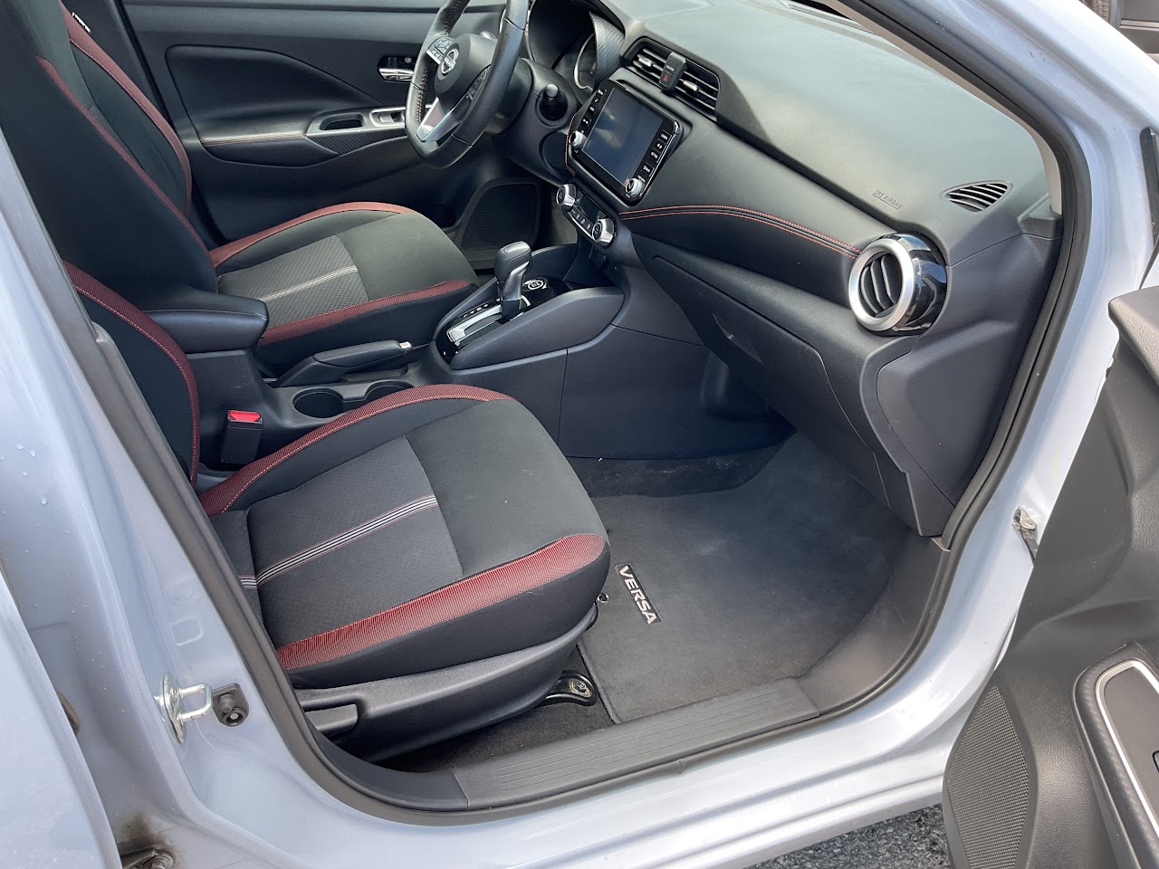 2024 Nissan Versa — photo 21 de 33