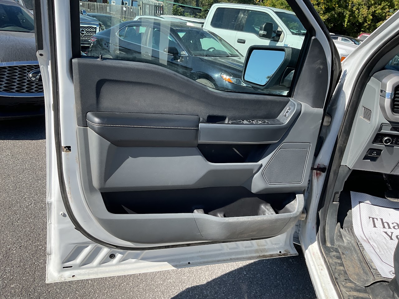 2023 Ford F-150 — photo 14 of 34