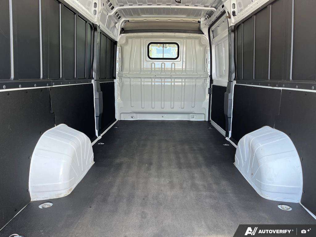 2025 Ram ProMaster Cargo Van — photo 12 of 23