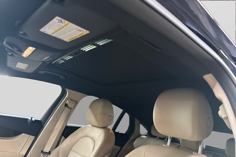2020 Mercedes-Benz GLC Coupe — photo 23 de 35