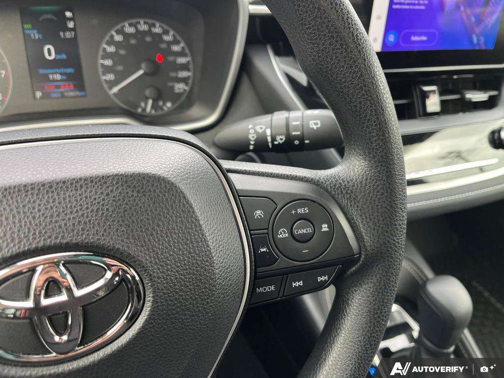 2023 Toyota Corolla Hatchback — photo 16 of 25