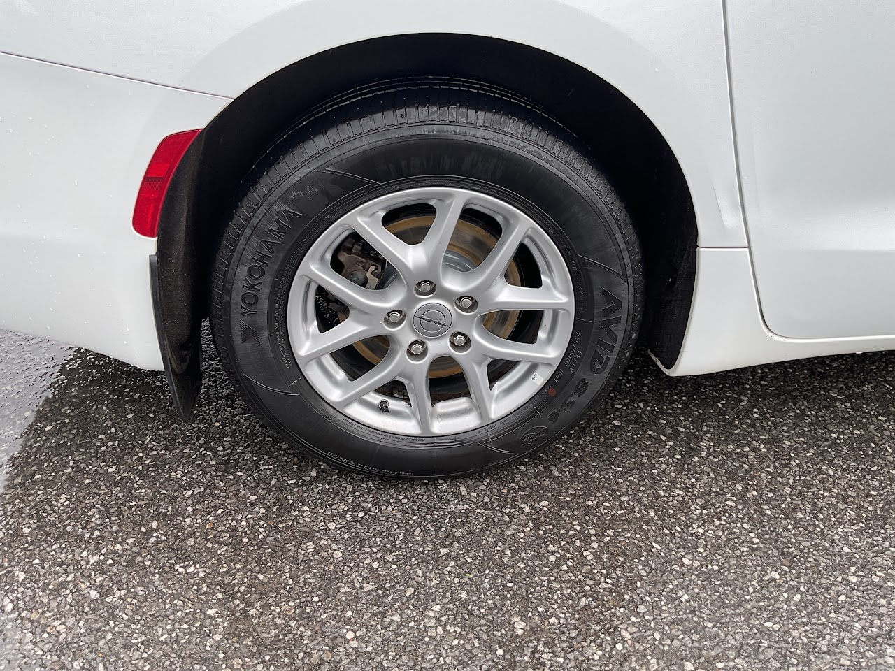 2023 Chrysler Grand Caravan — photo 13 of 34