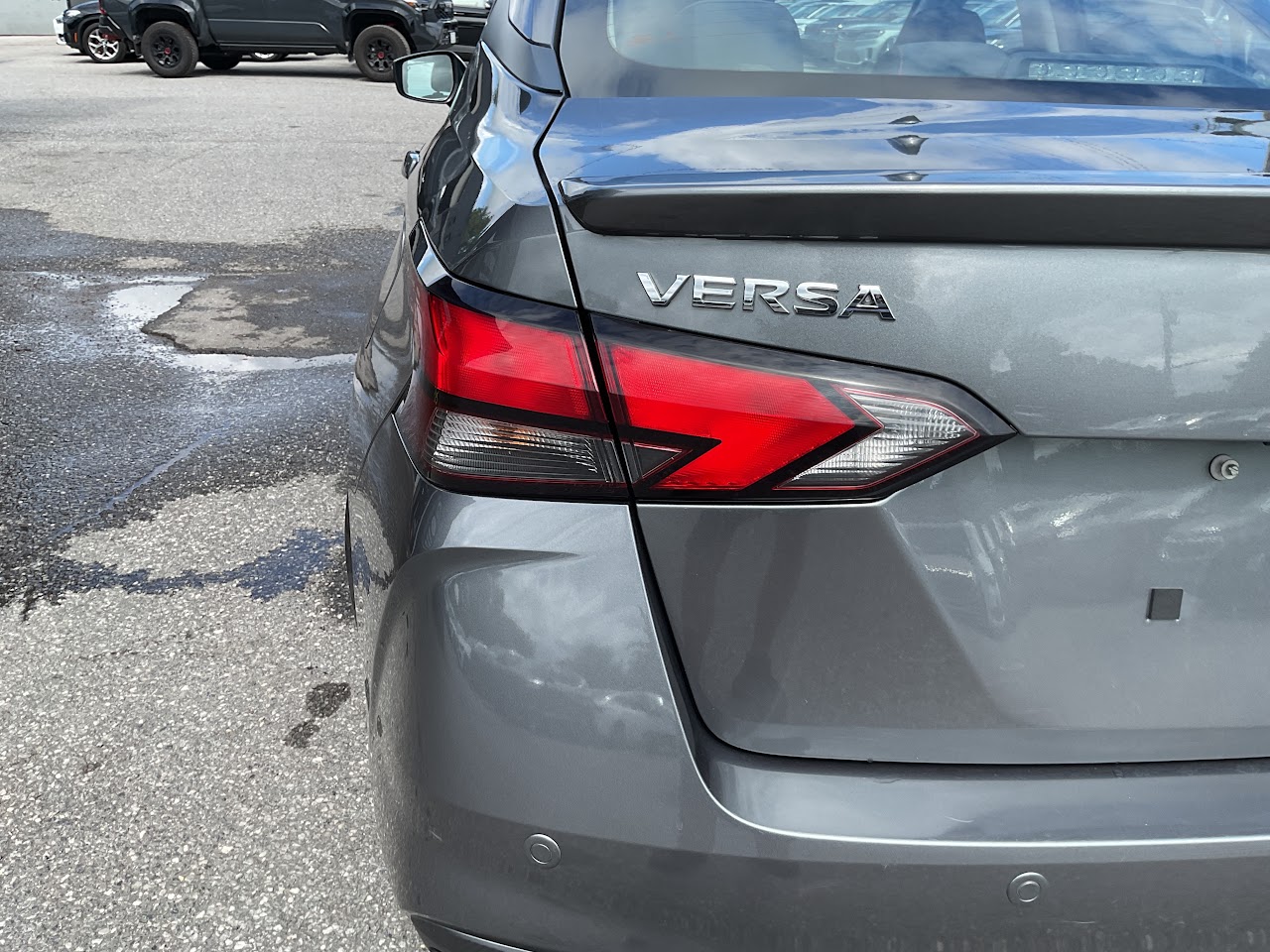 2024 Nissan Versa — photo 15 of 34