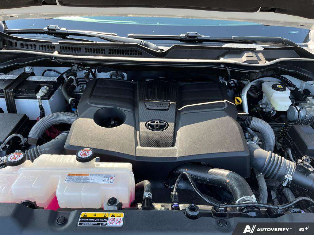 2024 Toyota Tundra — photo 10 of 25