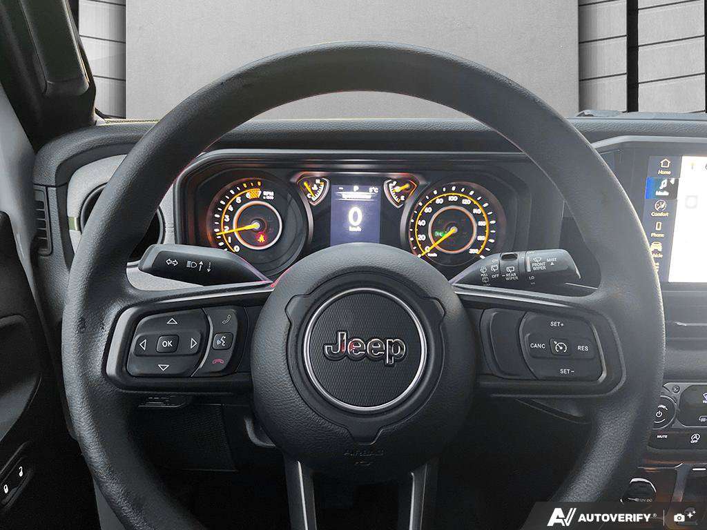 2026 Jeep Wrangler — photo 14 de 25