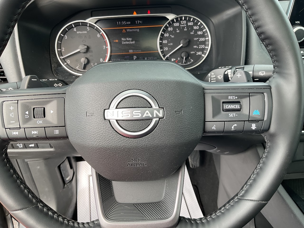 2025 Nissan Rogue — photo 26 de 34