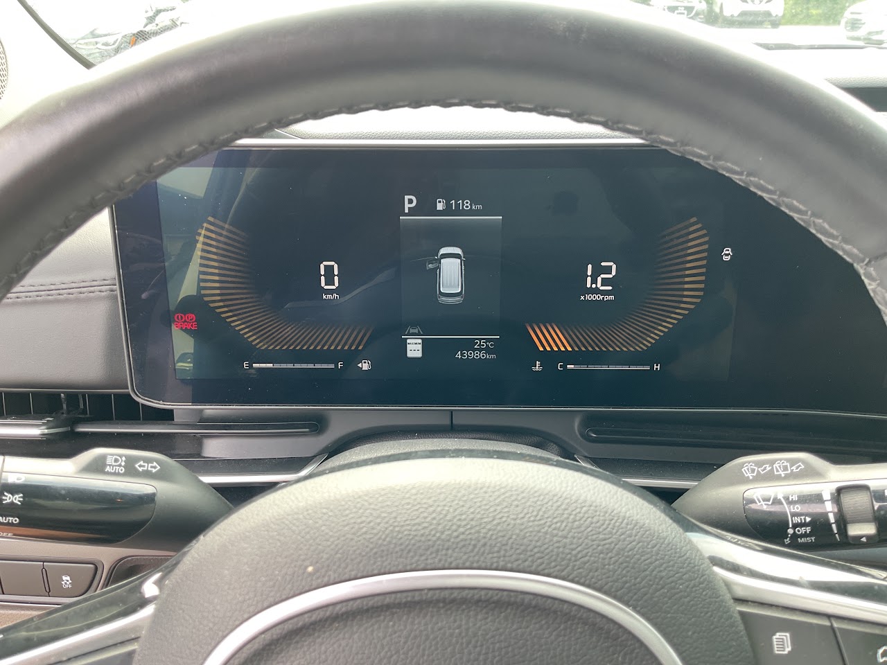 2025 Kia Carnival — photo 27 of 34