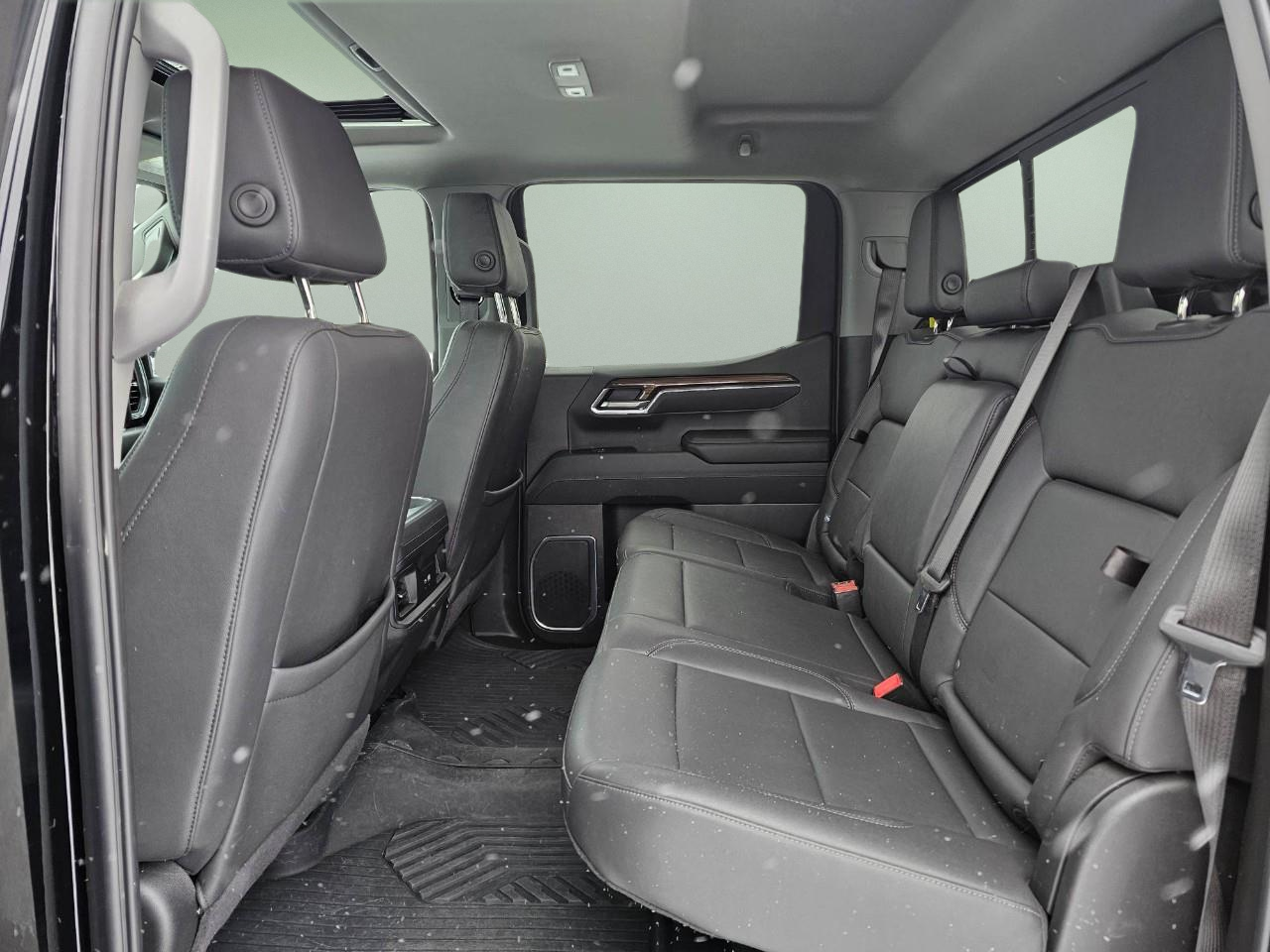 2025 Chevrolet Silverado 1500 — photo 17 of 20