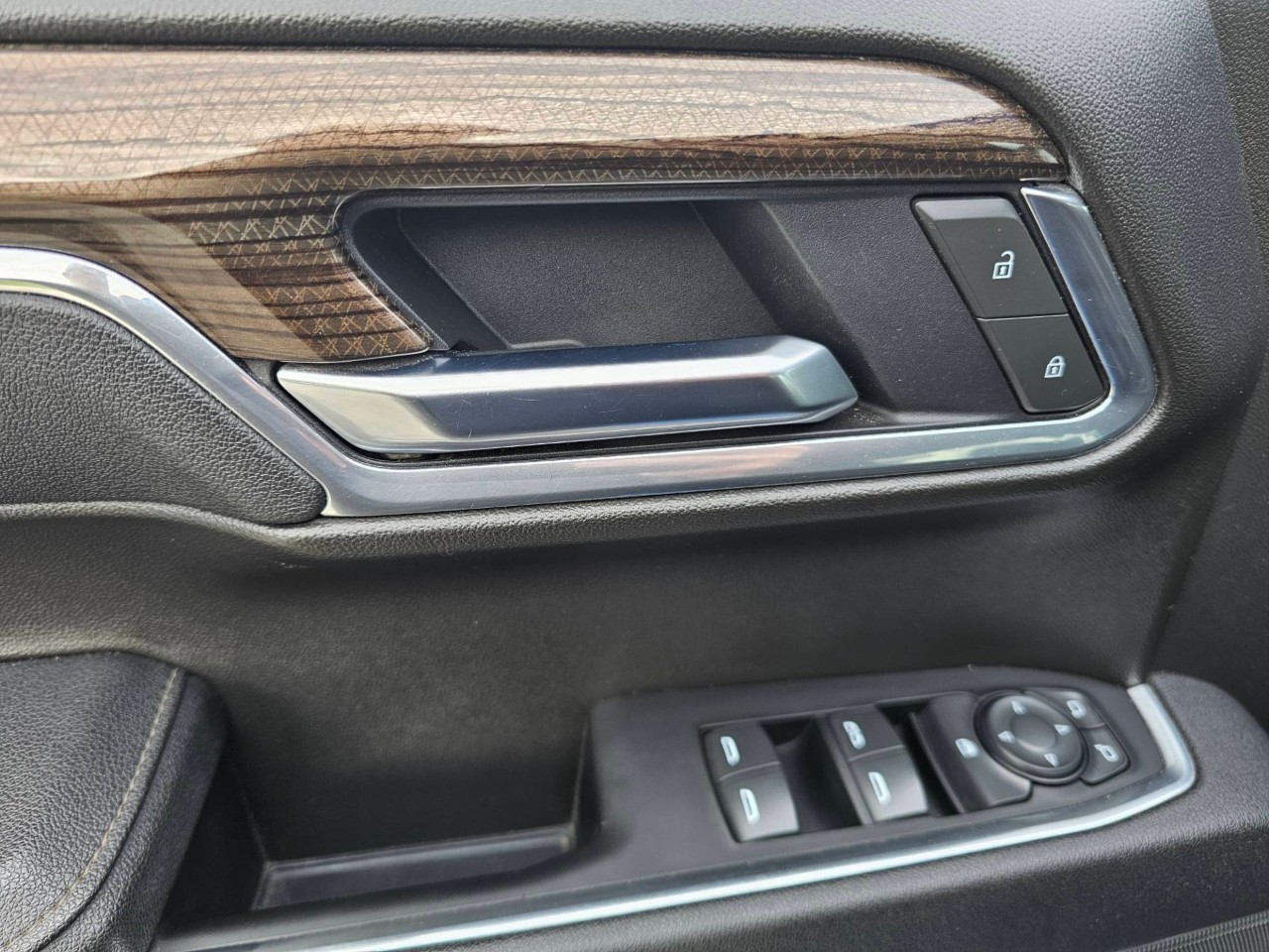 2025 Chevrolet Silverado 1500 — photo 20 of 20