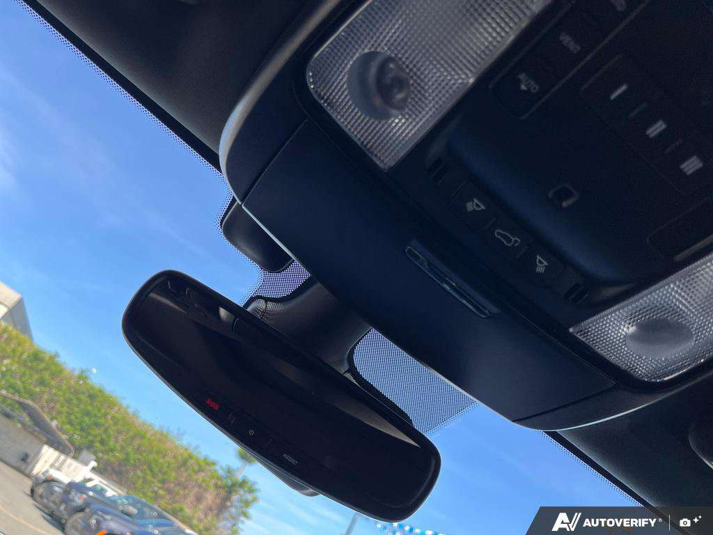 2025 Dodge Durango — photo 21 of 25