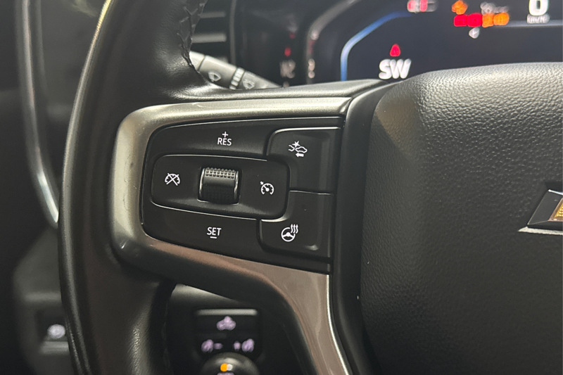2025 Chevrolet Silverado 1500 — photo 29 of 35