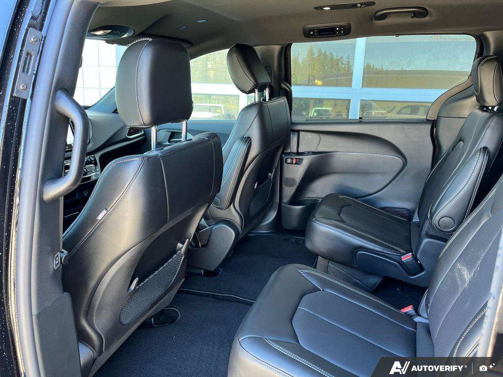 2027 Chrysler Grand Caravan — photo 23 de 25