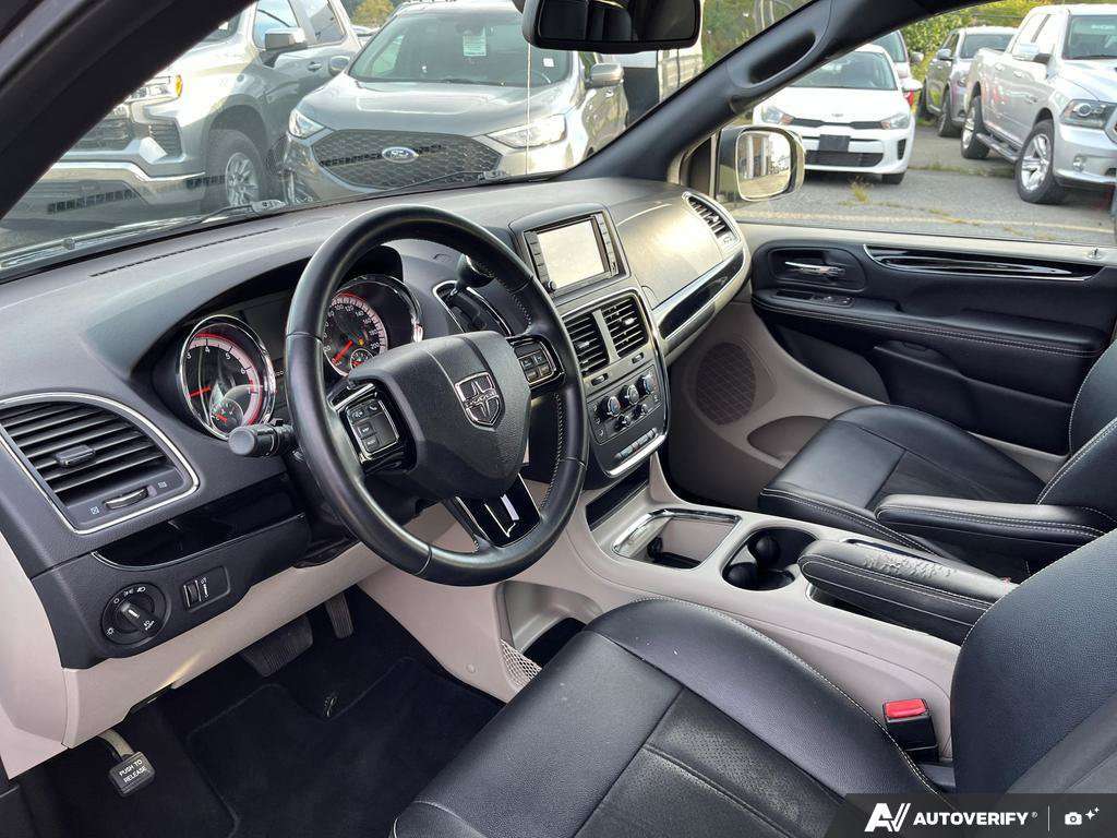 2019 Dodge Grand Caravan Passenger Van — photo 13 of 25