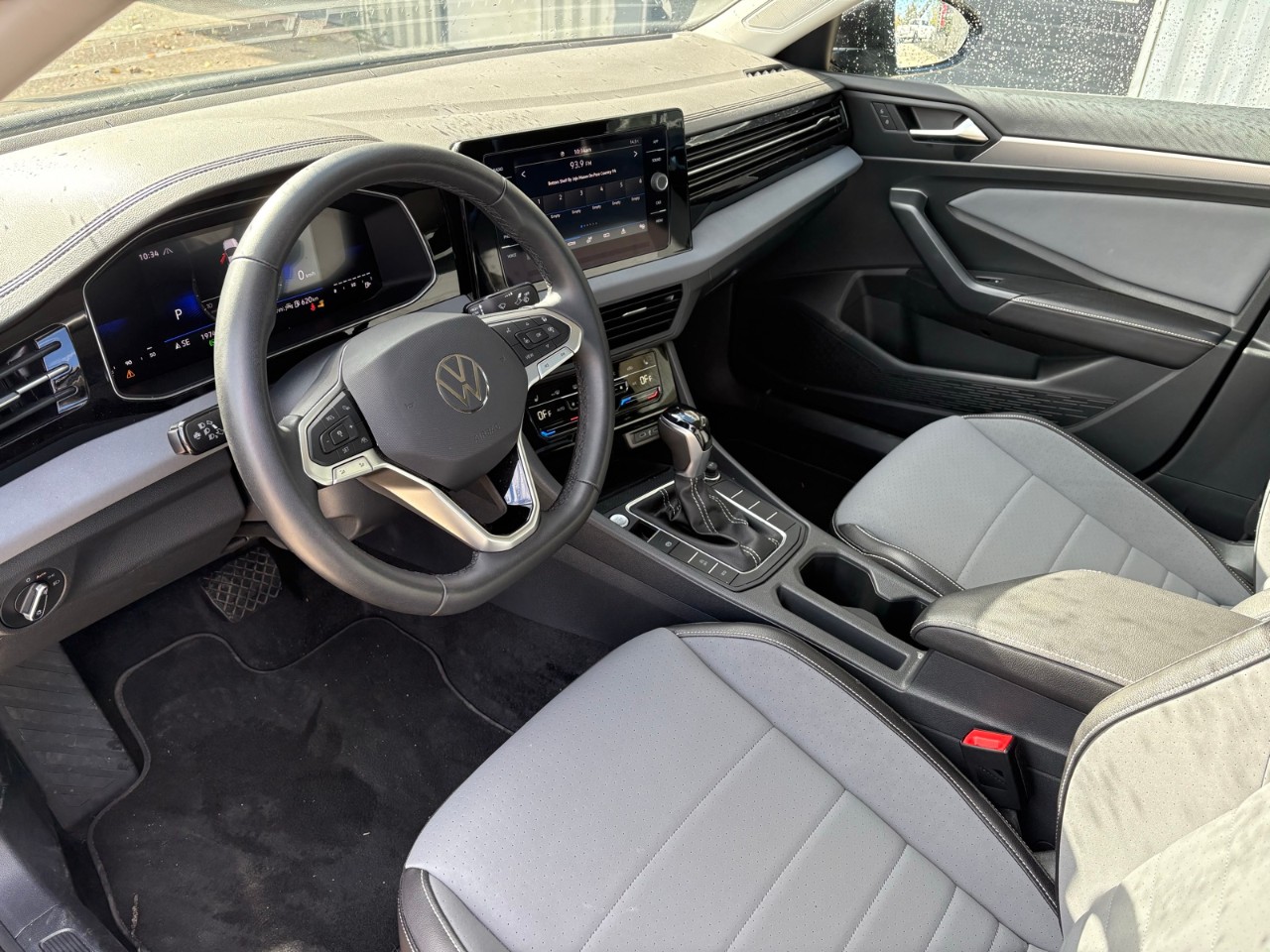 2026 Volkswagen Jetta — photo 13 of 21