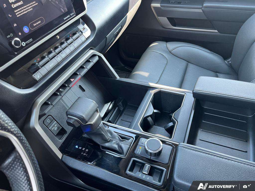 2024 Toyota Tundra — photo 18 of 25