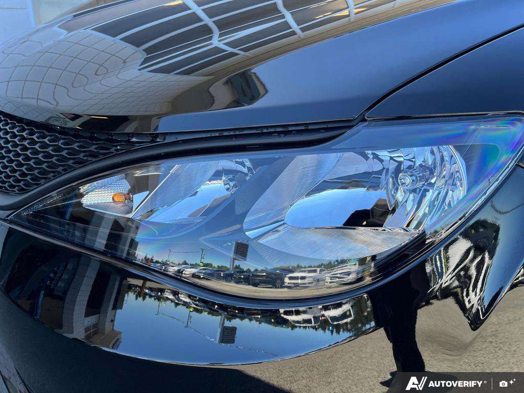 2027 Chrysler Grand Caravan — photo 8 de 25