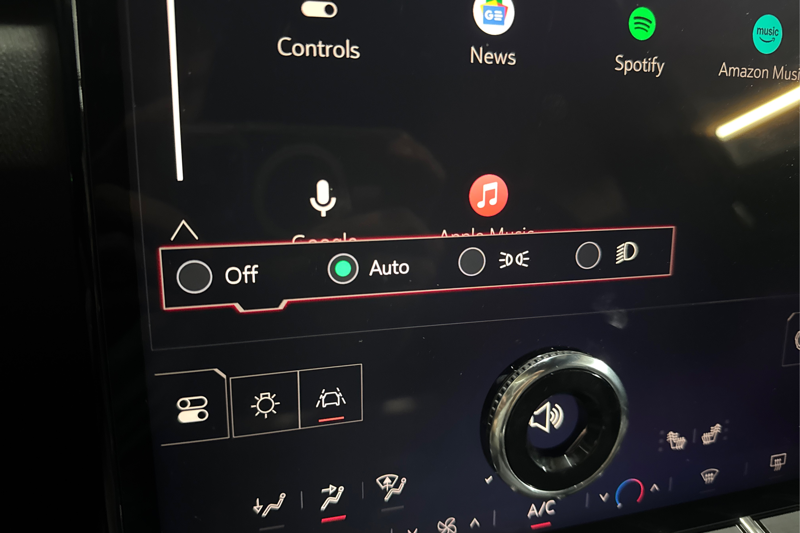 2025 GMC Terrain — photo 14 of 34