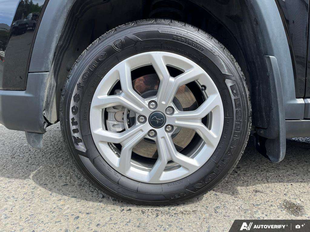 2025 Jeep Compass — photo 7 of 25