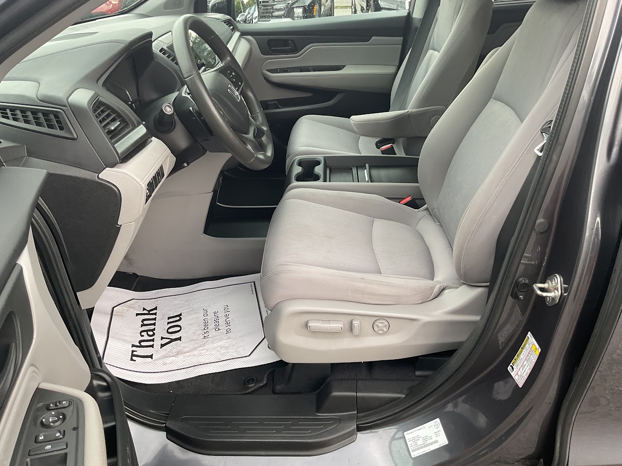 2018 Honda Odyssey — photo 20 of 34