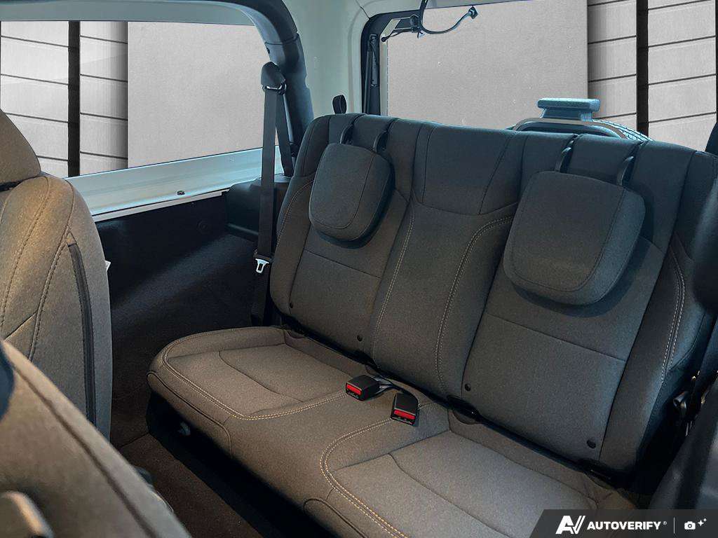 2026 Jeep Wrangler — photo 23 de 25