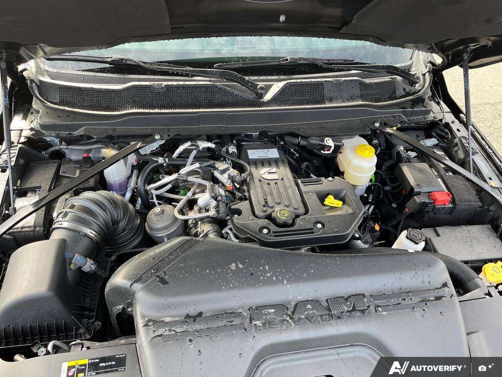 2026 Ram 3500 Crew Cab — photo 10 of 25