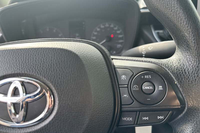 2023 Toyota Corolla Sedan — photo 27 of 31
