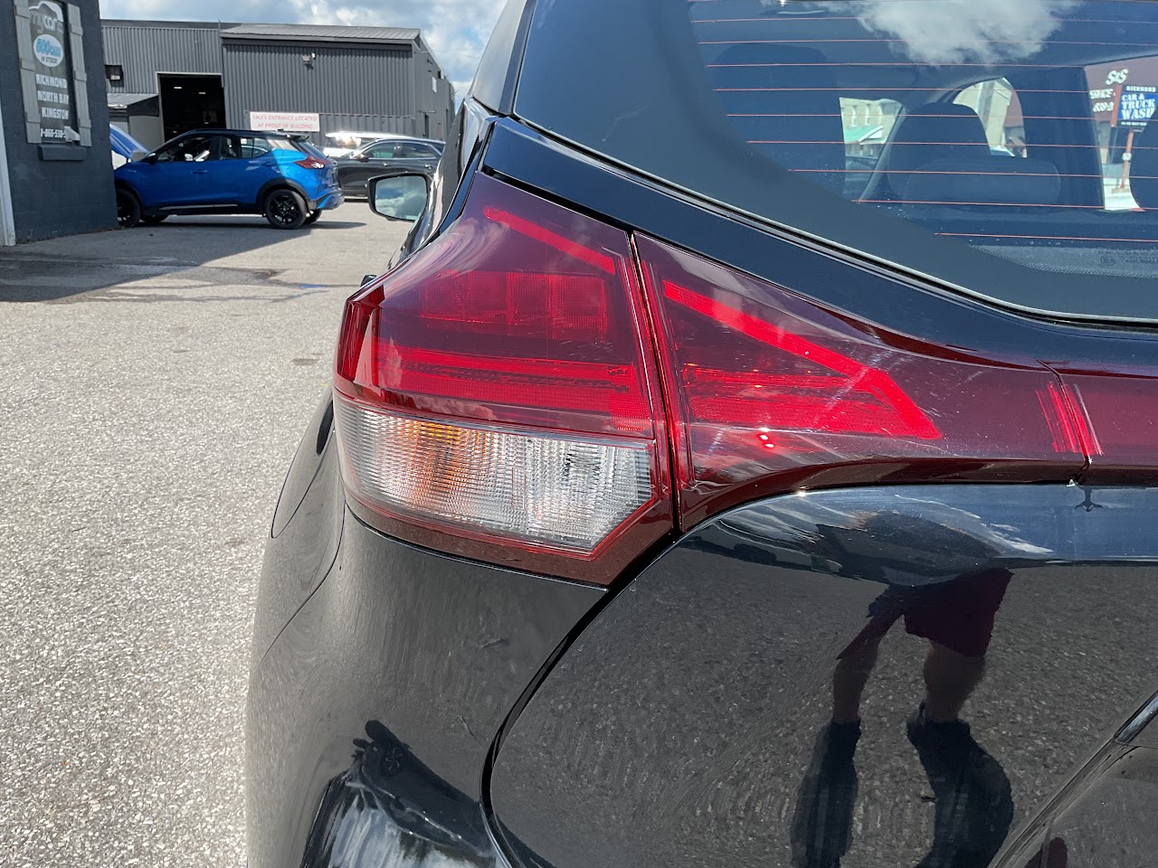 2023 Nissan Kicks — photo 16 of 34