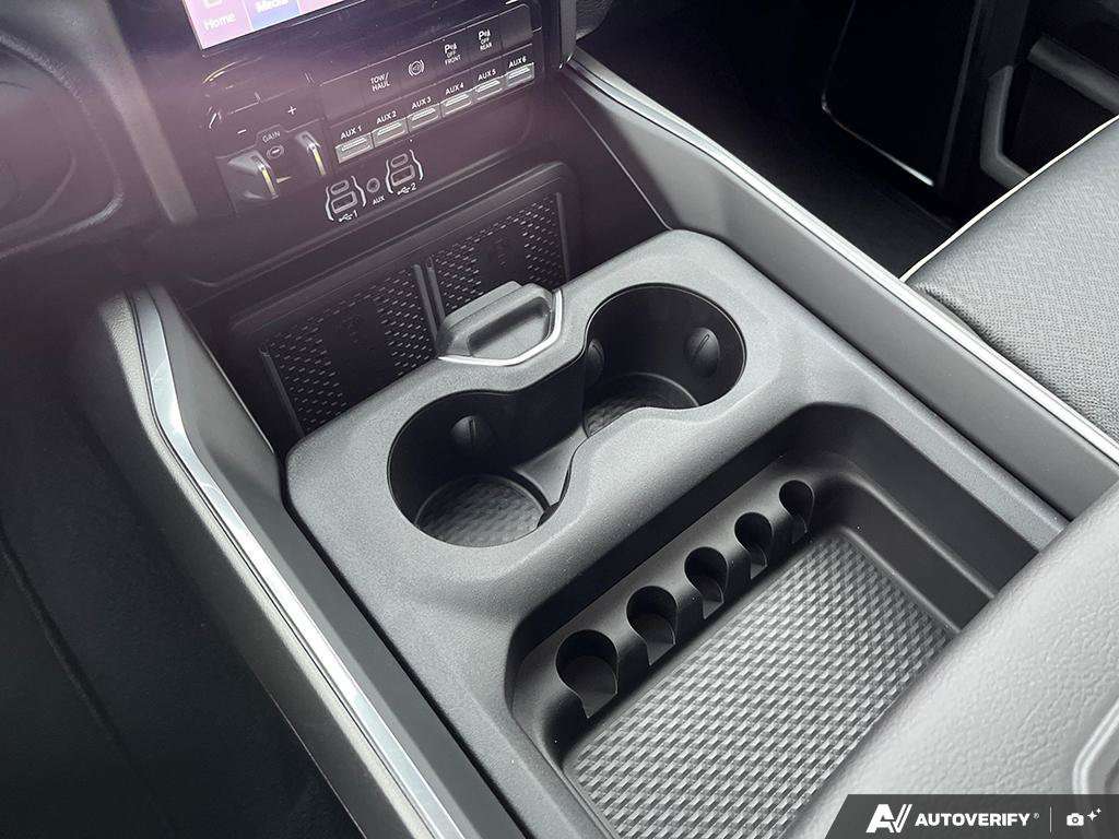 2026 Ram 3500 — photo 18 de 25
