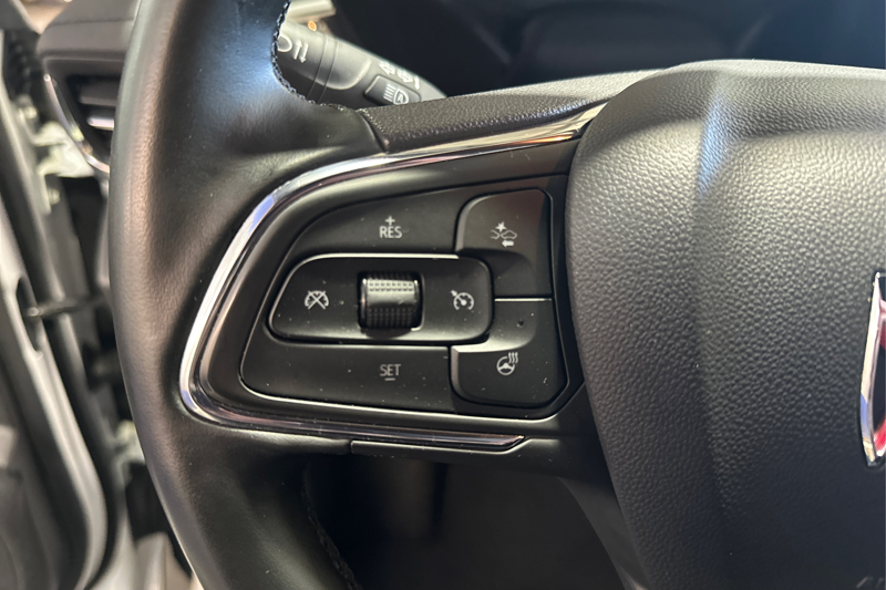 2025 Buick Envista — photo 28 of 33
