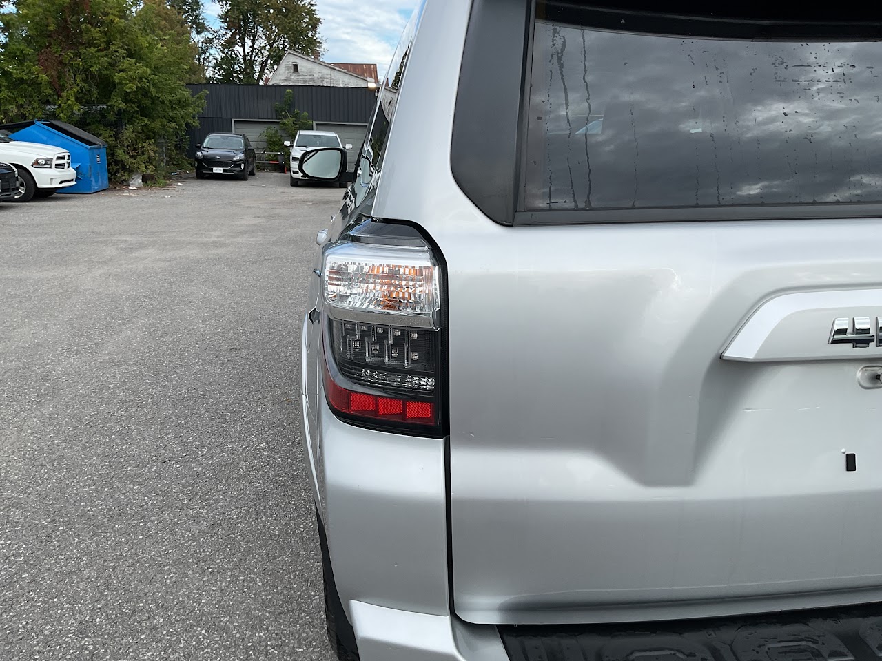 2024 Toyota 4RUNNER — photo 16 of 34