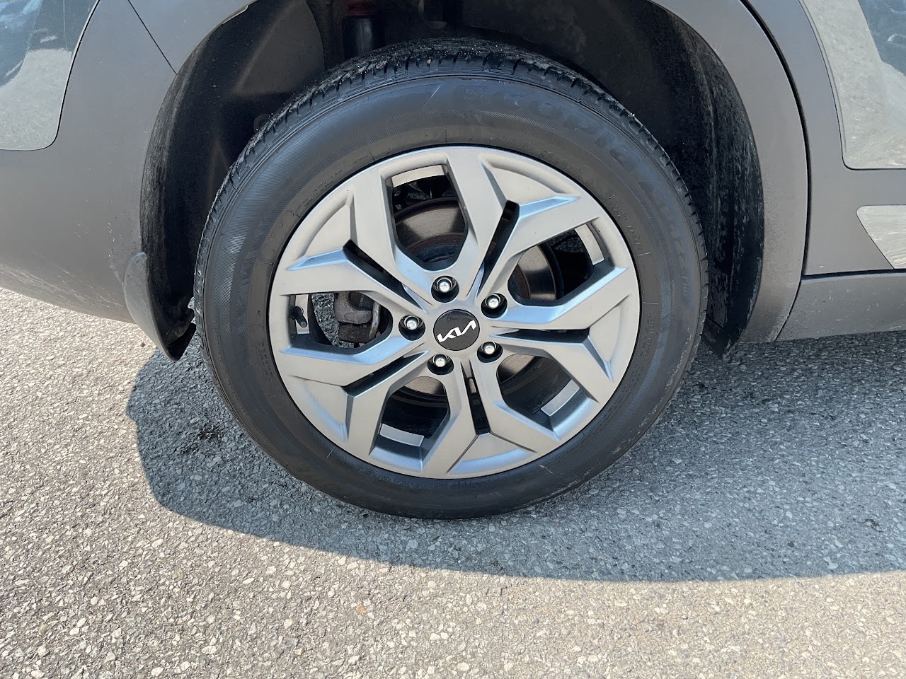 2025 Kia Seltos — photo 13 of 34