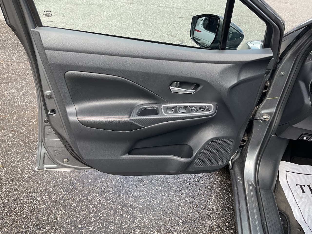 2024 Nissan Versa — photo 30 of 34
