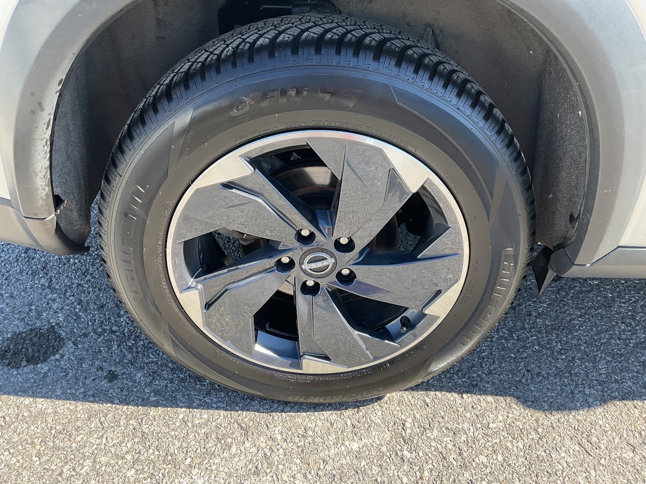 2025 Nissan Rogue — photo 19 of 33