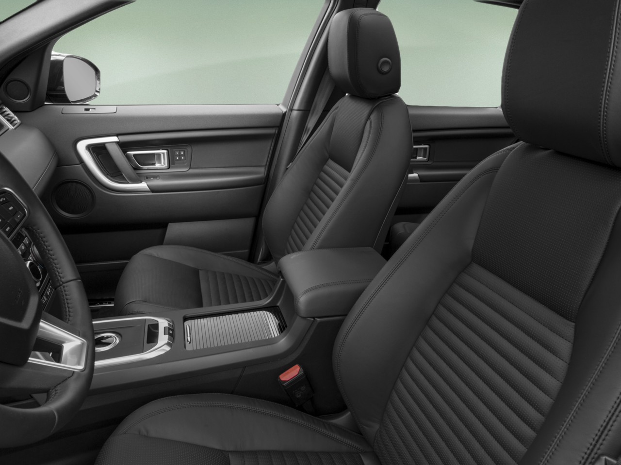 2016 Land Rover Discovery Sport — photo 6 of 12