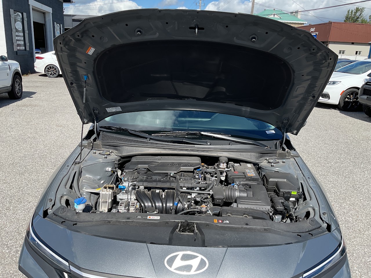2026 Hyundai Elantra — photo 22 of 34