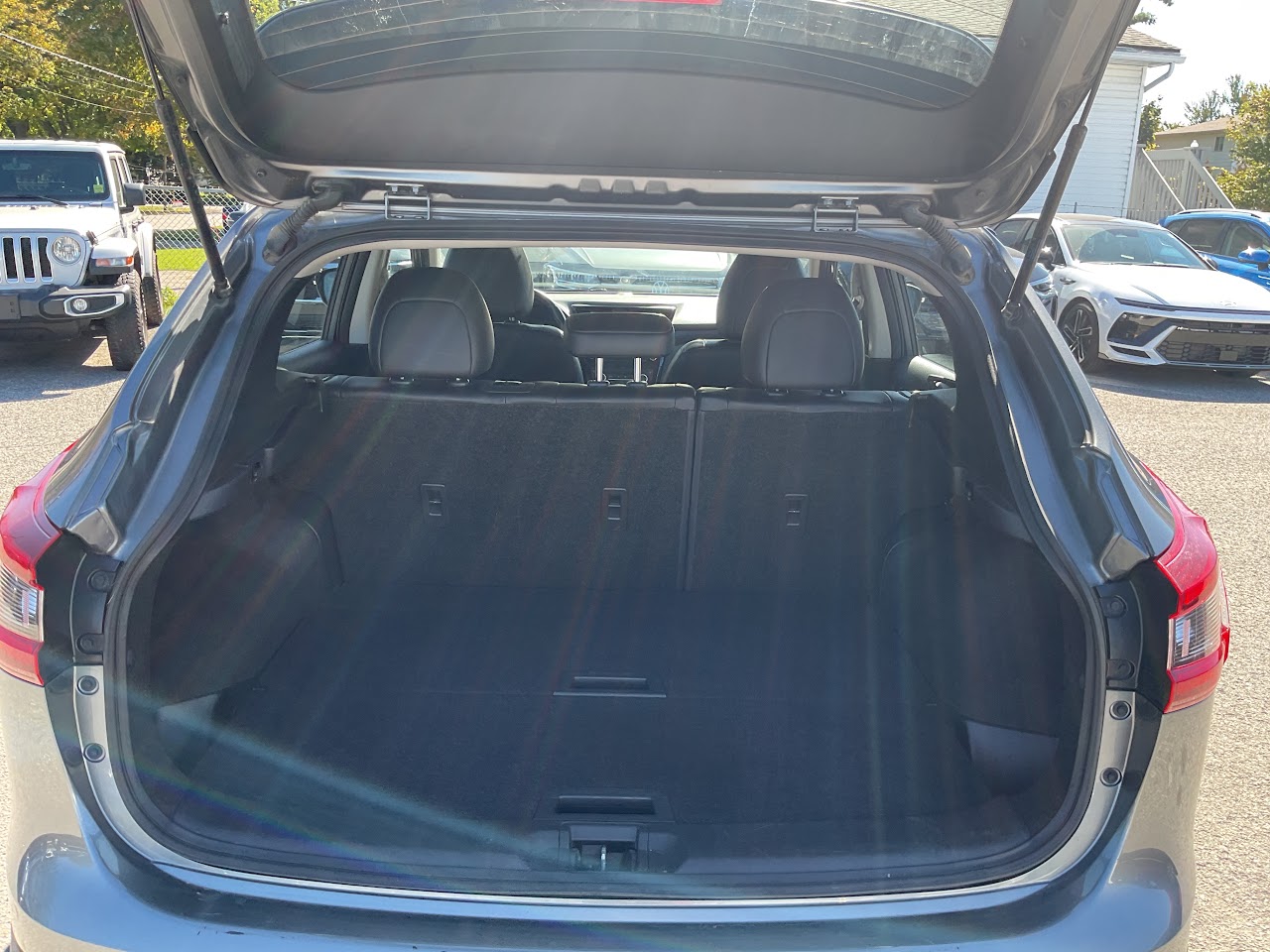 2023 Nissan Qashqai — photo 21 of 34