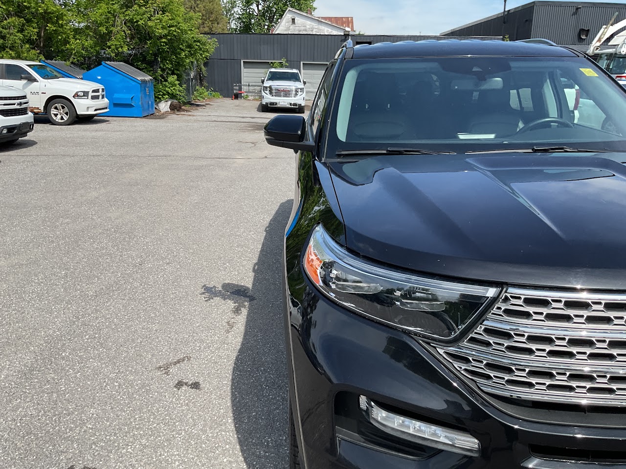 2024 Ford Explorer — photo 15 of 34