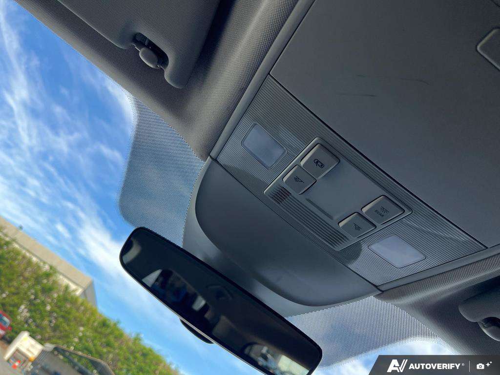 2026 Volkswagen Taos — photo 21 of 25