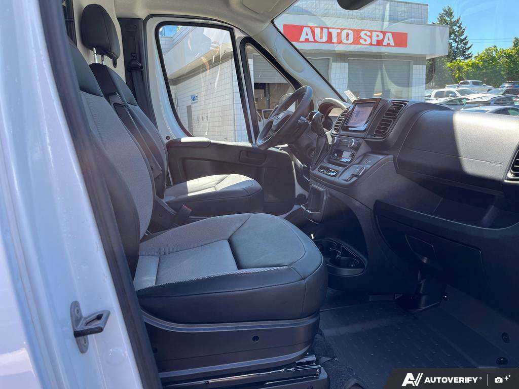 2025 Ram ProMaster Cargo Van — photo 22 of 23