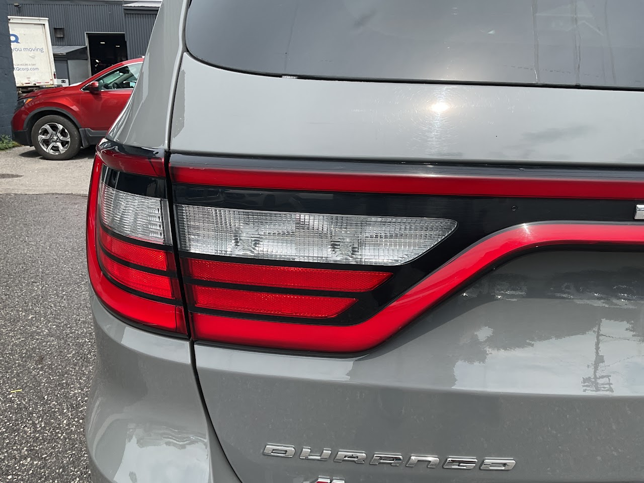 2025 Dodge Durango — photo 16 of 34