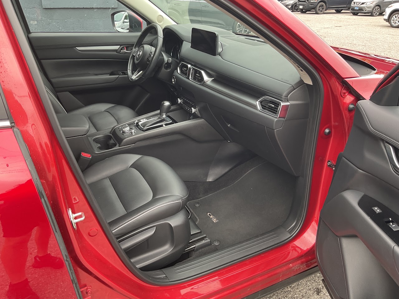 2024 Mazda CX-5 — photo 21 of 34