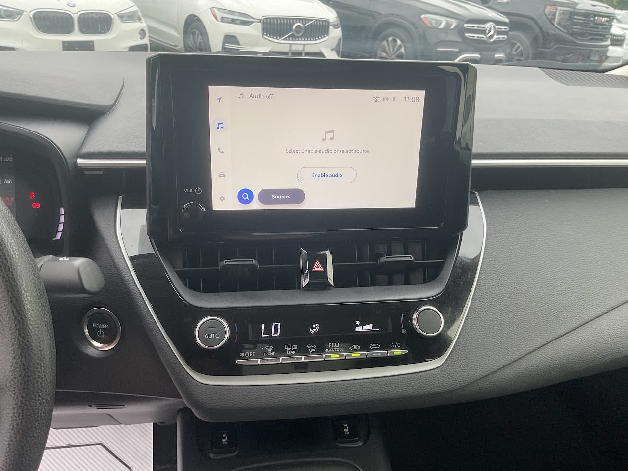 2025 Toyota Corolla — photo 28 of 34