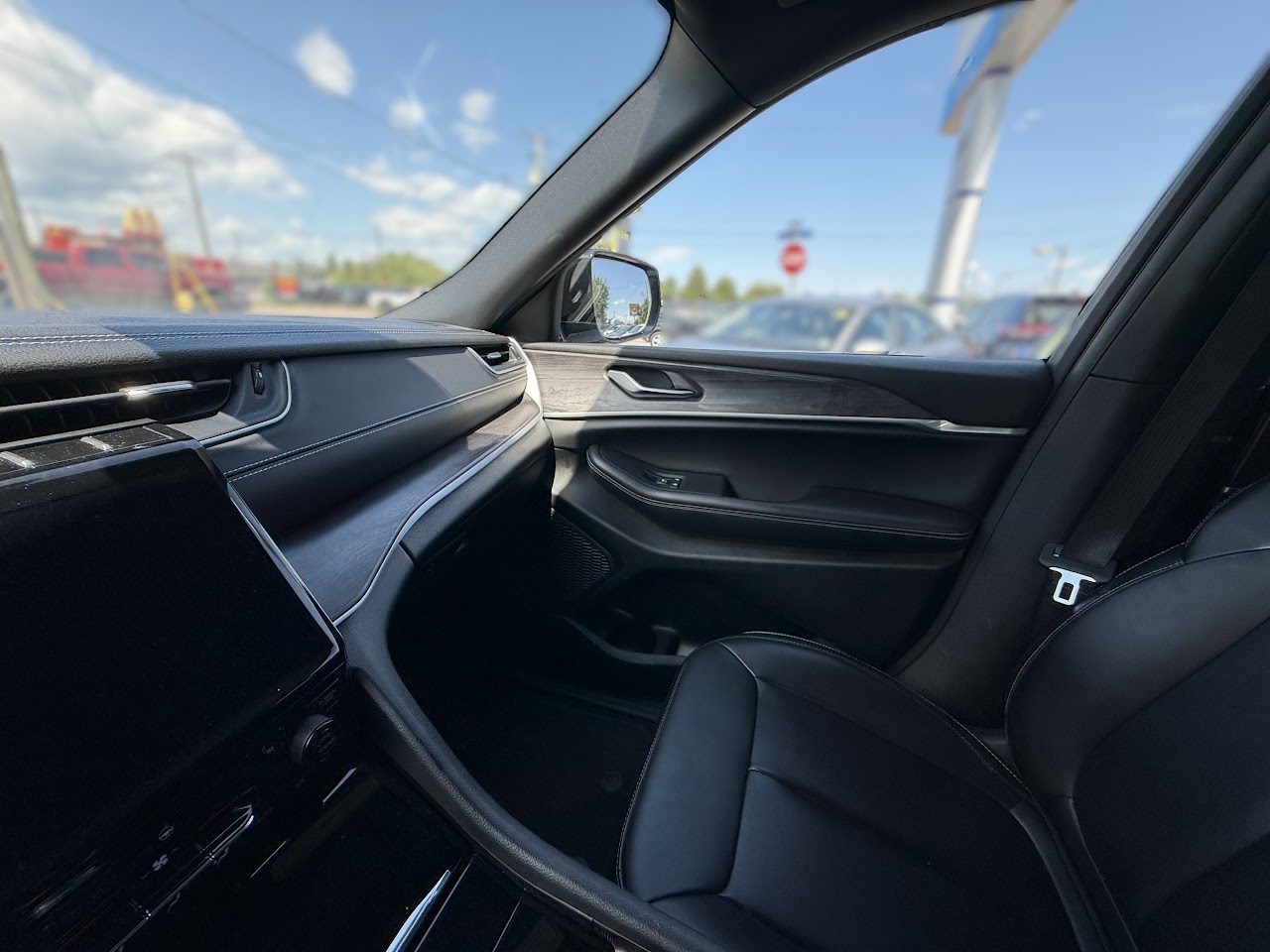 2024 Jeep Grand Cherokee — photo 23 de 67