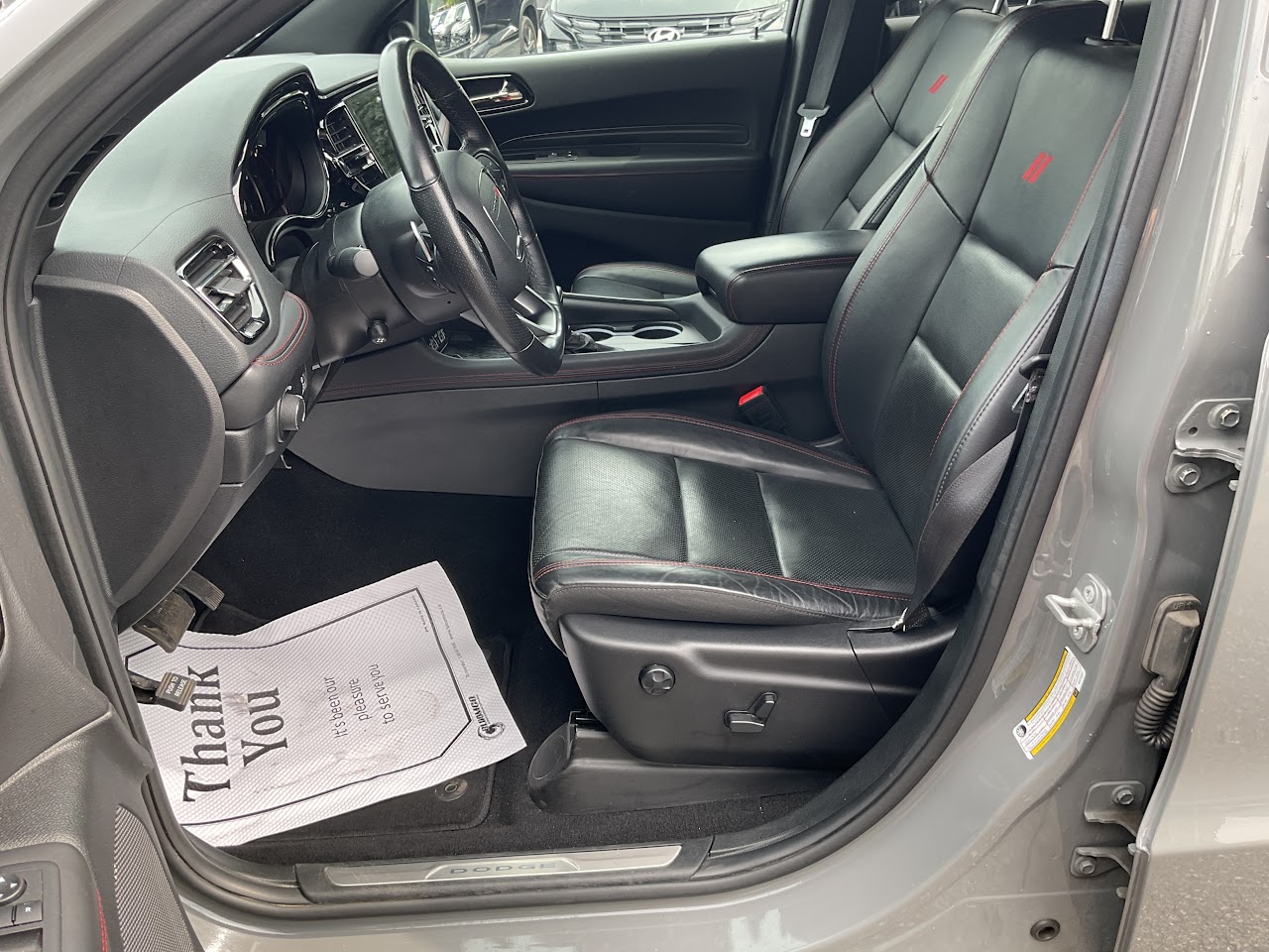 2025 Dodge Durango — photo 20 of 34