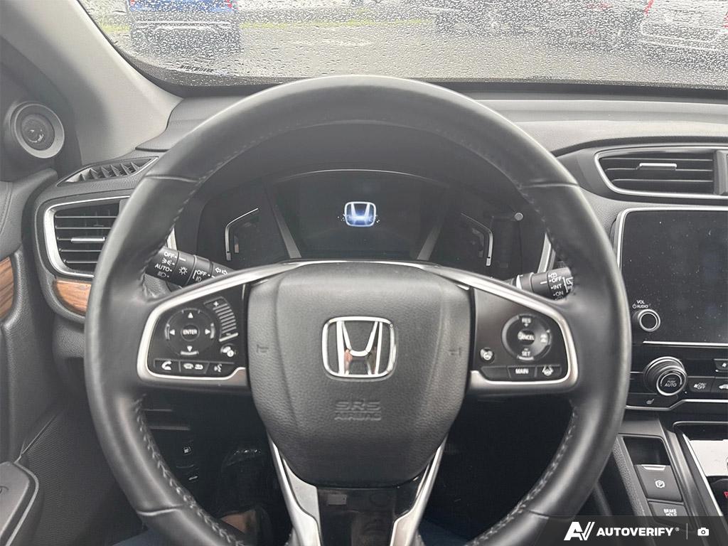 2017 Honda CR-V — photo 14 of 25