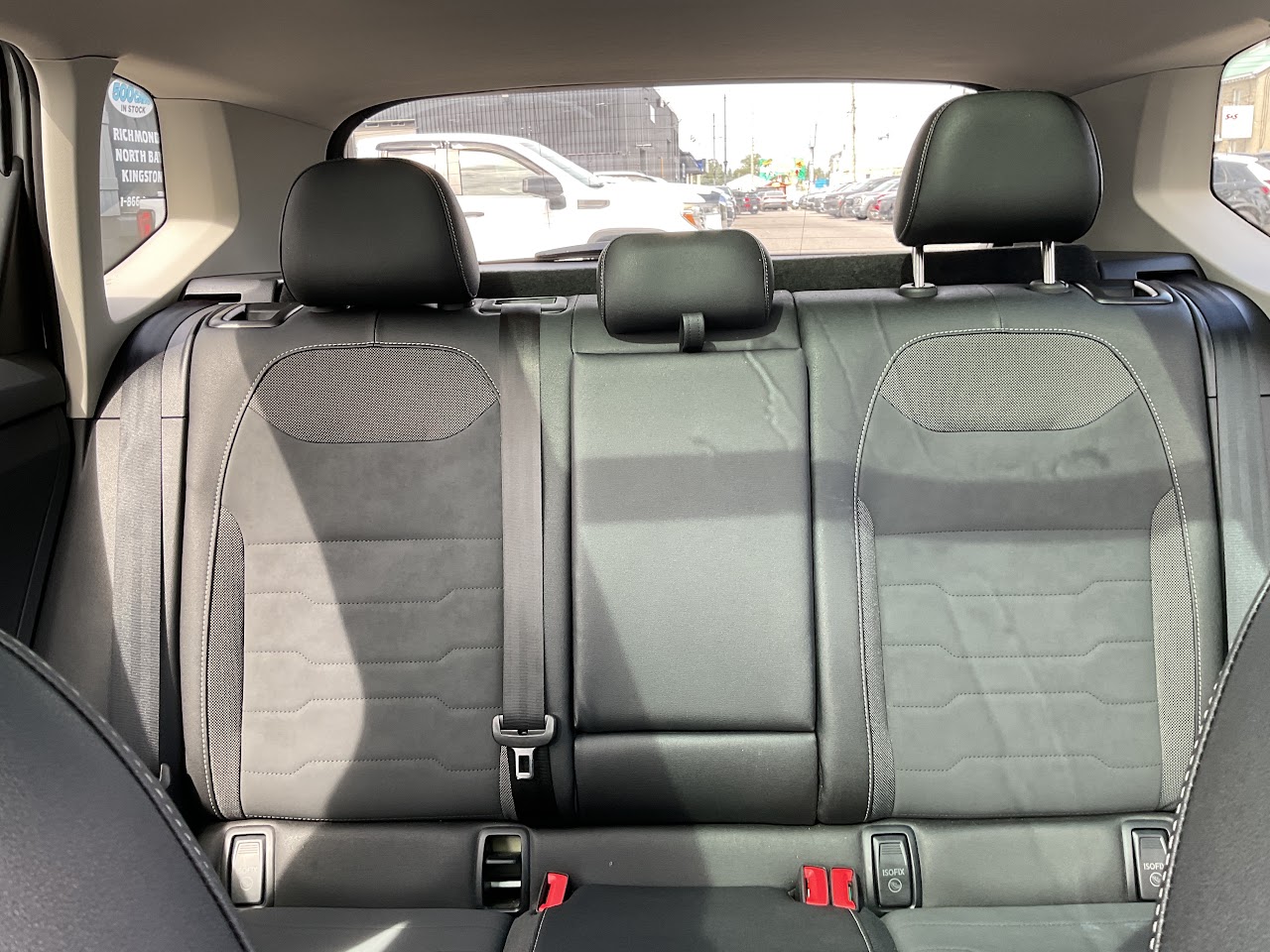 2026 Volkswagen Taos — photo 25 of 34