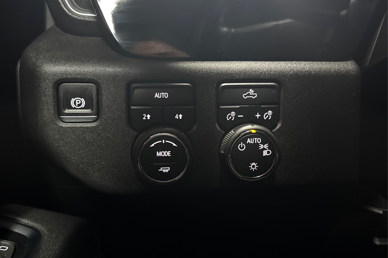 2025 Chevrolet Silverado 1500 — photo 35 of 35