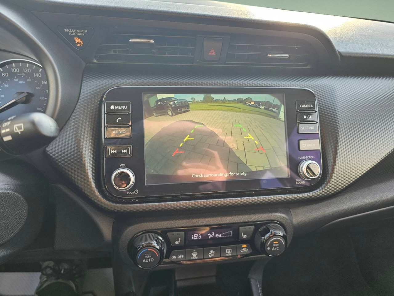 2025 Nissan Kicks Play — photo 11 de 20