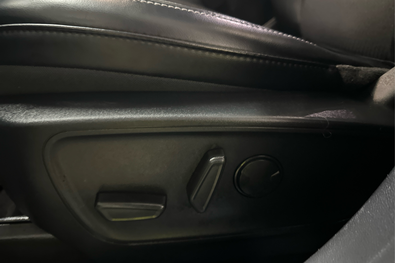 2024 Ford Escape Plug-in Hybrid — photo 28 de 29